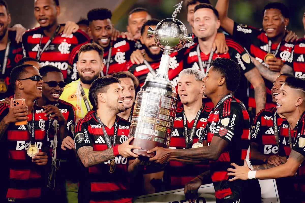 flamengo-e-finalista-no-premio-de-melhor-time-do-mundo-da-globe-soccer-awards;-confira-quem-esta-na-disputa