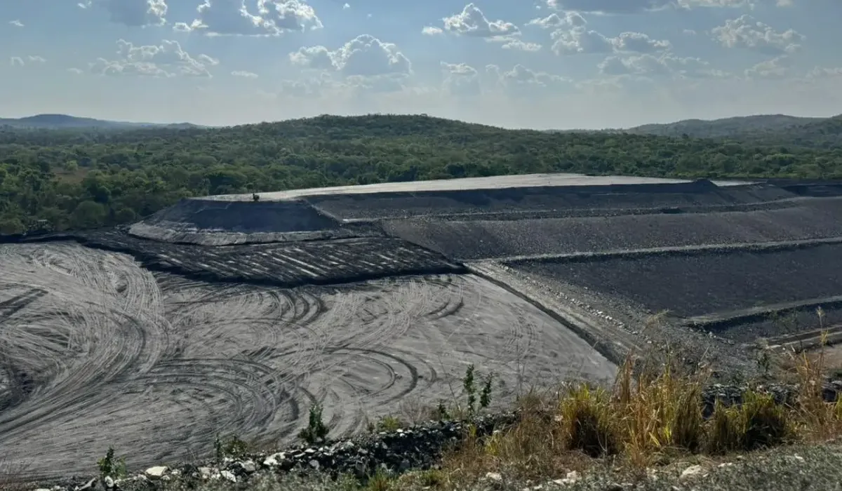 mineradora-assina-acordo-com-o-estado-e-vai-reparar-danos-ambientais-em-crixas