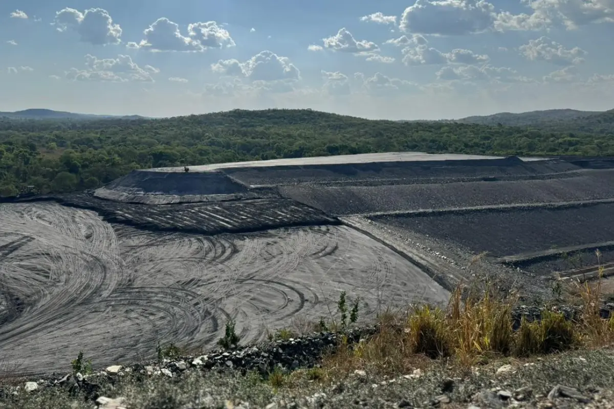 mineradora-assina-acordo-com-o-estado-e-vai-reparar-danos-ambientais-em-crixas