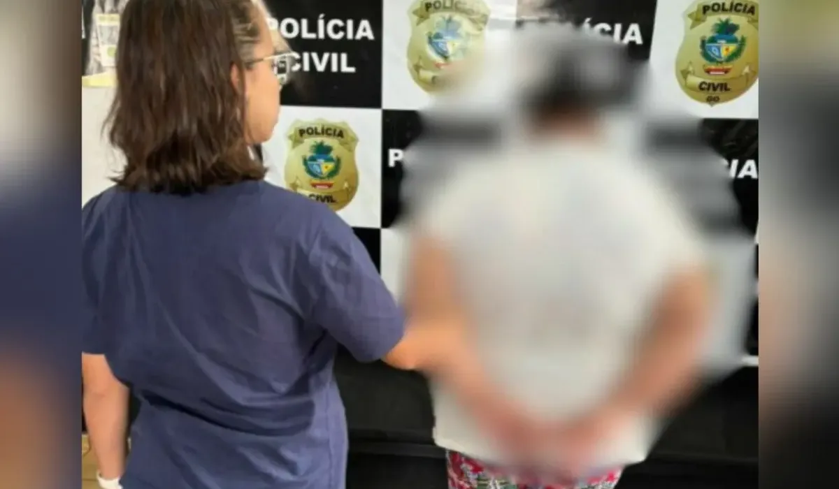 ‘injurias-e-ameacas’:-mulher-e-presa-por-perseguir-vizinha-ate-no-trabalho-em-aparecida