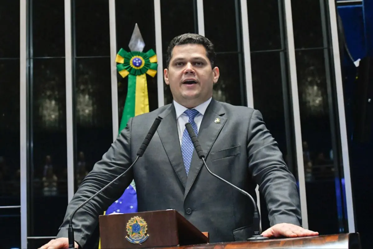 decisao-de-gilmar-mendes-que-dificulta-impeachment-no-stf-provoca-ira-no-congresso