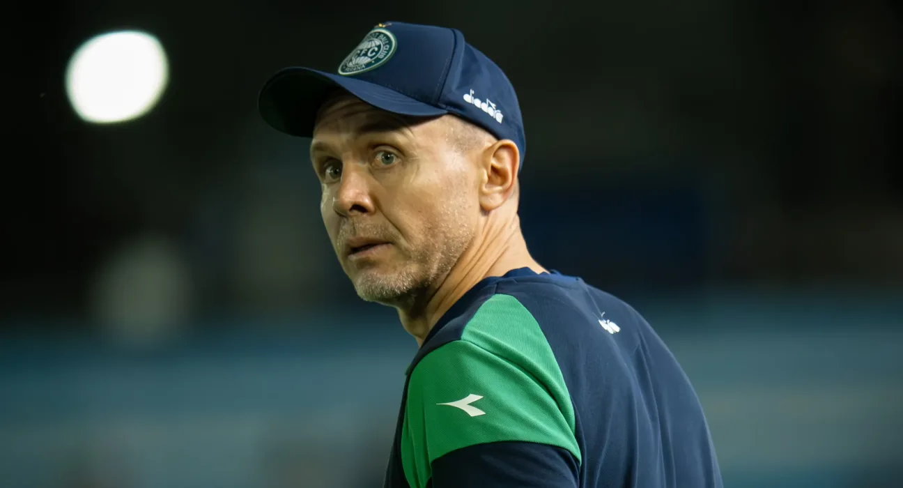 tecnico-campeao-da-serie-b-revela-motivo-de-nao-ter-permanecido-no-coritiba