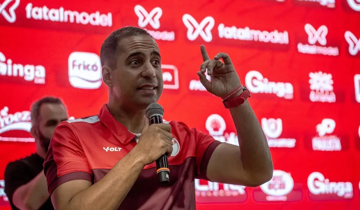 “fui-o-presidente-mais-abencoado-da-historia-desse-clube”,-diz-hugo-jorge-bravo-em-despedida-da-presidencia-do-vila-nova