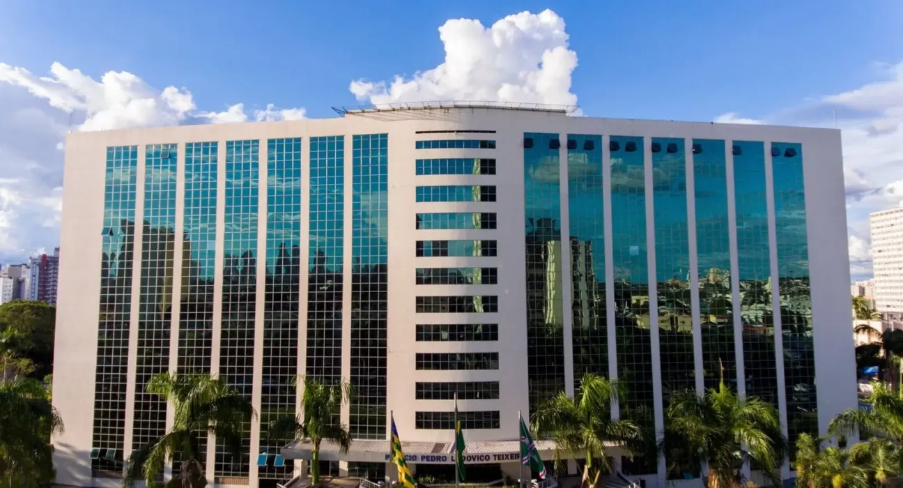 liderancas-nacionais-ligadas-a-ciencia,-tecnologia-e-inovacao-debatem-futuro-do-setor-em-goiania