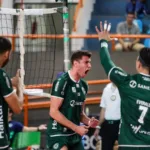 goias-vira-sobre-o-joinville-e-se-mantem-entre-os-oito-melhores