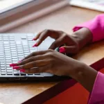 mulheres-ganham-42%-menos-que-homens-em-goias,-revela-relatorio-do-ibge