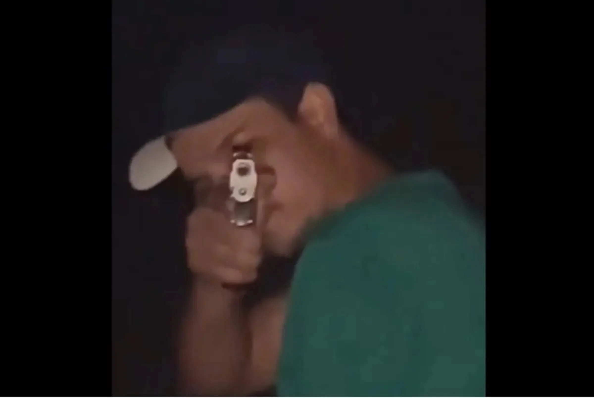 go:-juri-de-reu-feminicida-e-cancelado-apos-plateia-aplaudir-promotor