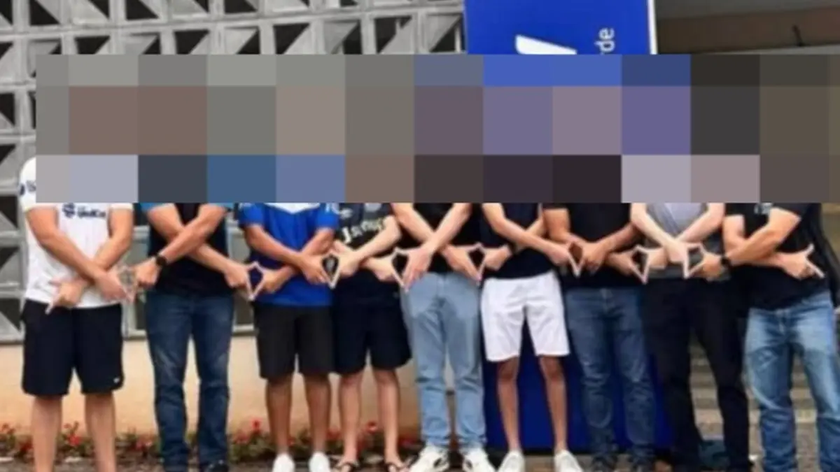 foto-de-estudantes-de-medicina-gera-polemica-por-suposto-teor-misogino-em-goiania