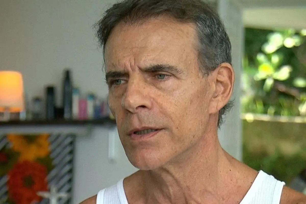 ator-mario-gomes-sofre-assalto-e-e-amarrado-por-criminosos-em-casa