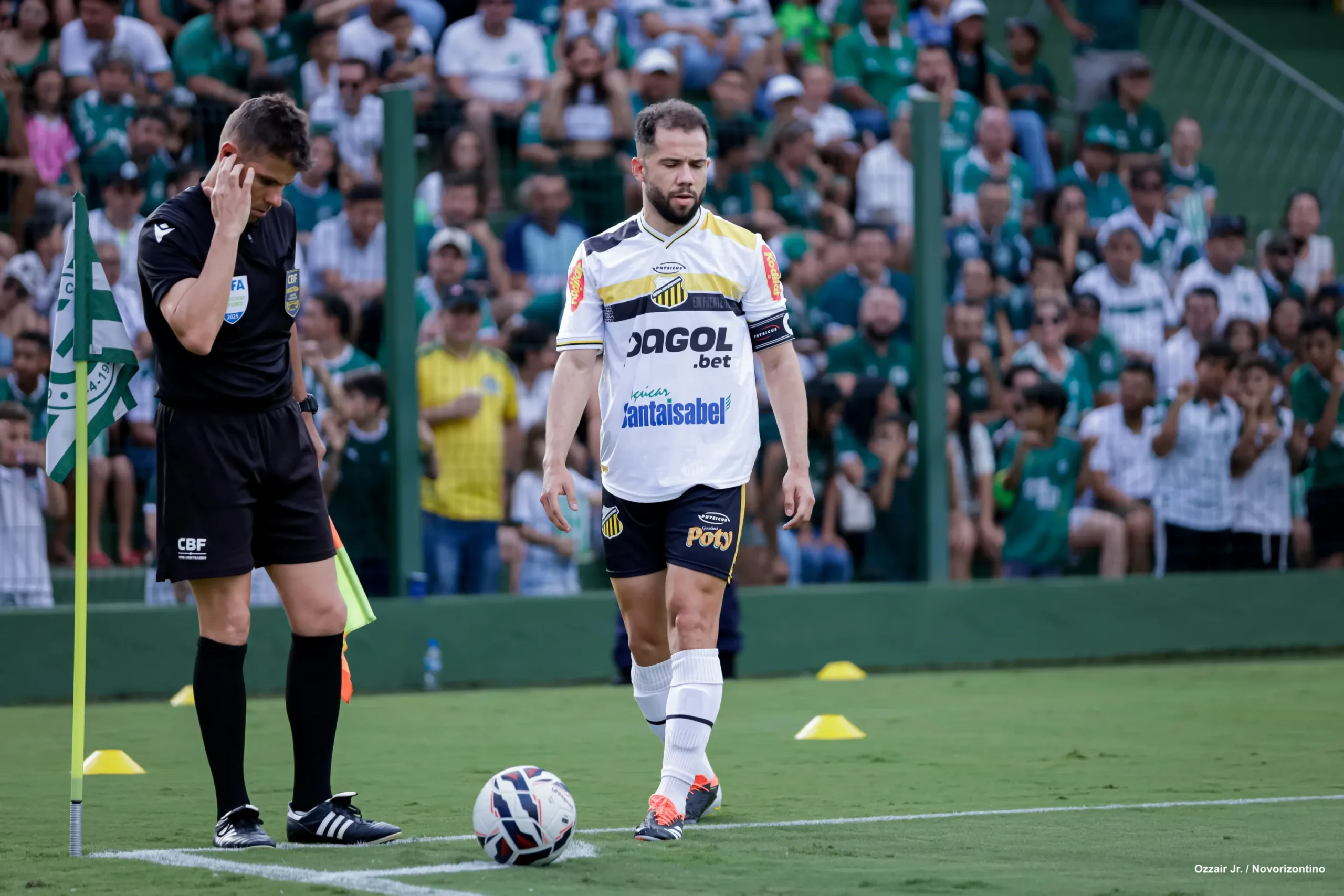 goias-anuncia-a-contratacao-do-lateral-direito-rodrigo-soares,-que-estava-no-novorizontino