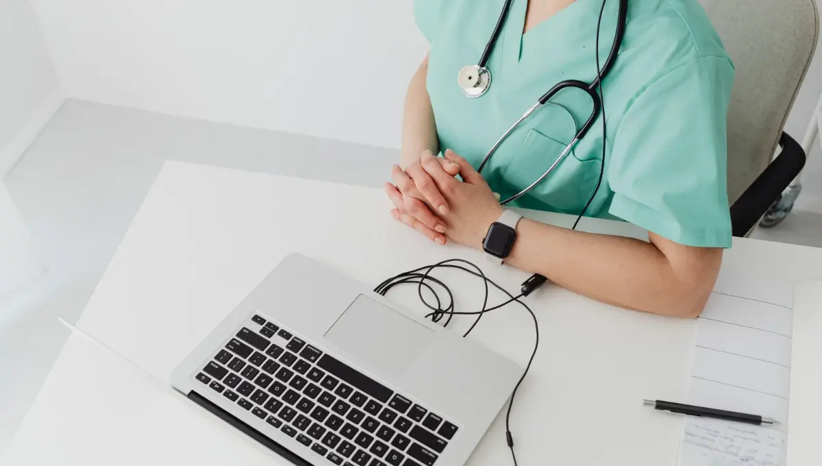 prefeitura-de-neropolis-lanca-processo-seletivo-para-a-area-da-saude