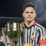 anapolis-empresta-lateral-que-estava-no-goias-a-time-catarinense