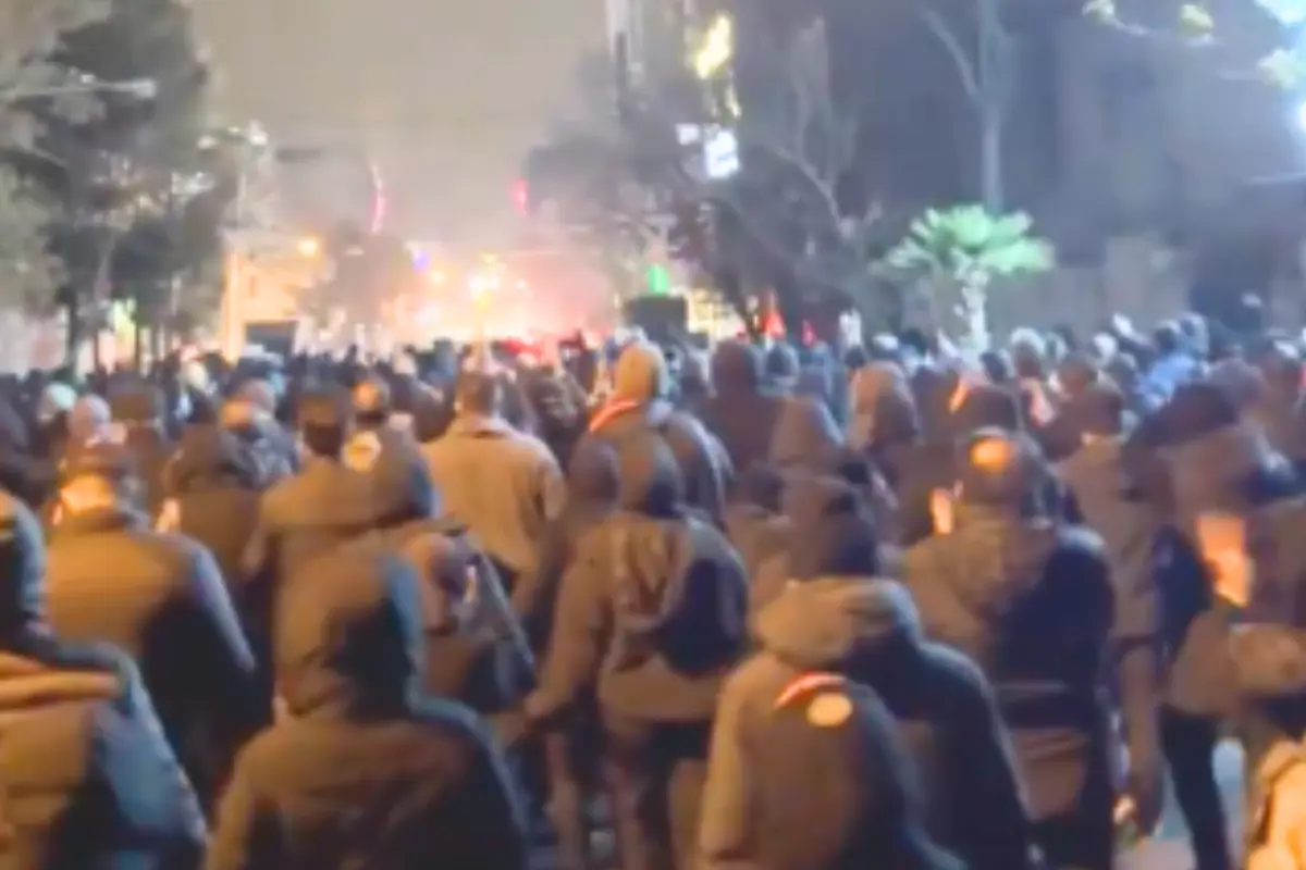 bloqueio-de-internet-no-ira-ja-passa-de-68-horas;-pelo-menos-70-morreram