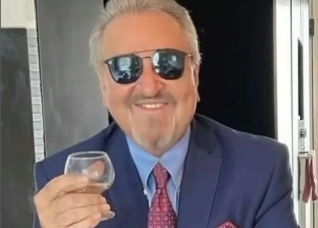 interacao-de-carlos-villagran-com-crianca-vira-alvo-de-acusacoes-de-bullying-nas-redes