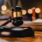 tribunal-superior-de-quebec-autoriza-processo-contra-ticketmaster-alegando-cobranca-excessiva-de-taxas-em-vendas-de-eventos