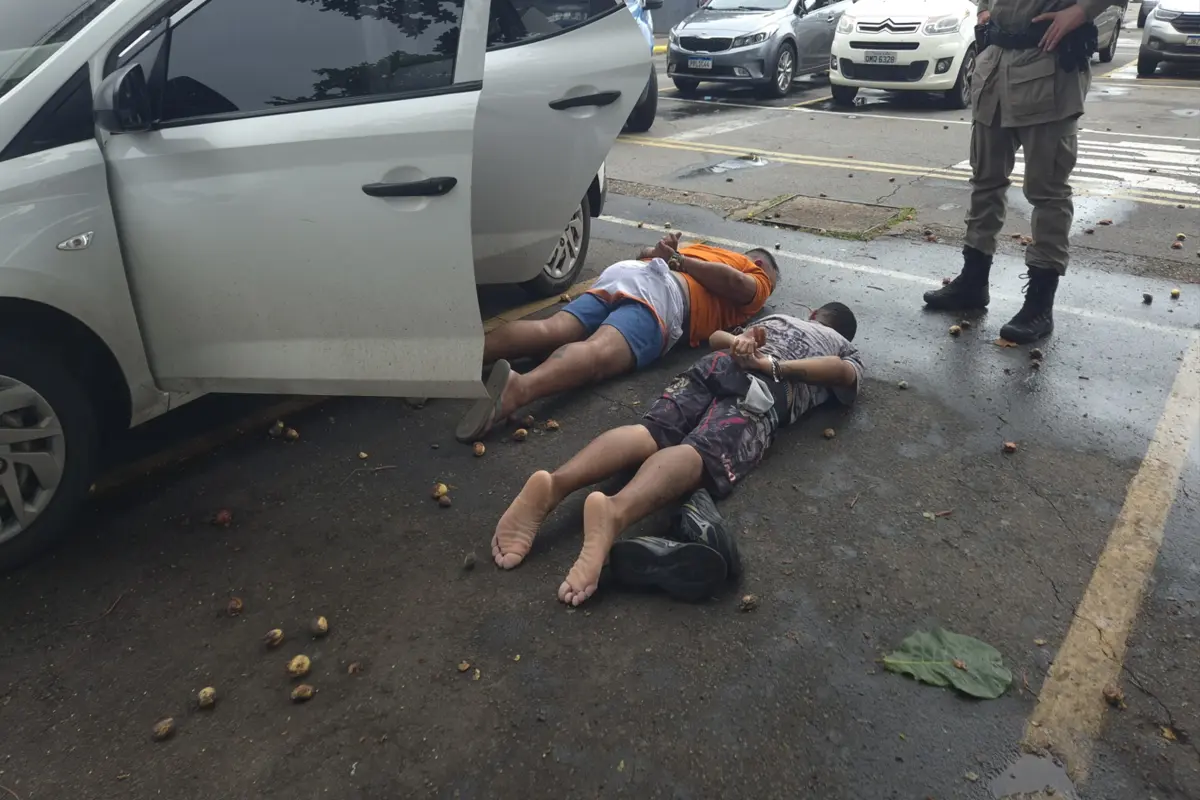 traficantes-sao-presos-apos-agredirem-seguranca-em-shopping-de-goiania