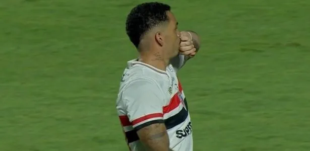 com-clima-e-campo-pesados,-sao-paulo-vence-em-possivel-fim-da-era-casares-–-uol