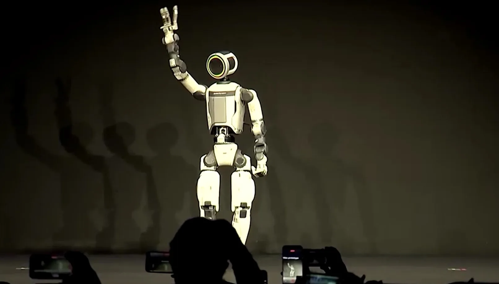 hyundai-planeja-implantar-robos-humanoides-em-fabrica-dos-eua-em-2028