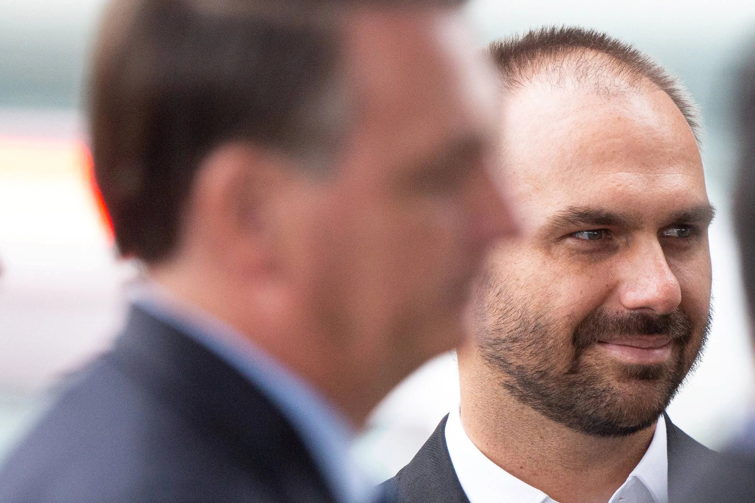 eduardo-acusa-moraes-de-perseguicao-apos-ida-de-bolsonaro-a-papudinha.-video