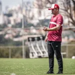 umberto-louzer-valoriza-forca-ofensiva-do-vila-nova-e-projeta-duelo-complicado-contra-o-anapolis