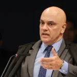 moraes-se-declara-impedido-e-envia-a-gilmar-pedido-de-prisao-domiciliar-de-bolsonaro