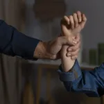 gritos-de-socorro-levam-a-prisao-pai-suspeito-de-agredir-crianca-de-6-anos-em-rio-verde