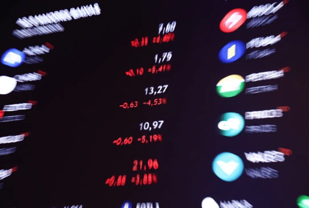 ibovespa-fecha-acima-dos-166-mil-por-1a-vez,-enquanto-wall-street-cai:-o-que-explica?-–-infomoney