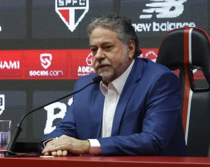 julio-casares-renuncia-a-presidencia-do-sao-paulo