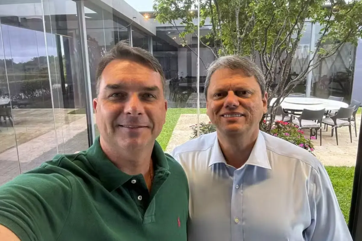 o-que-esta-por-tras-do-adiamento-da-visita-de-tarcisio-a-bolsonaro