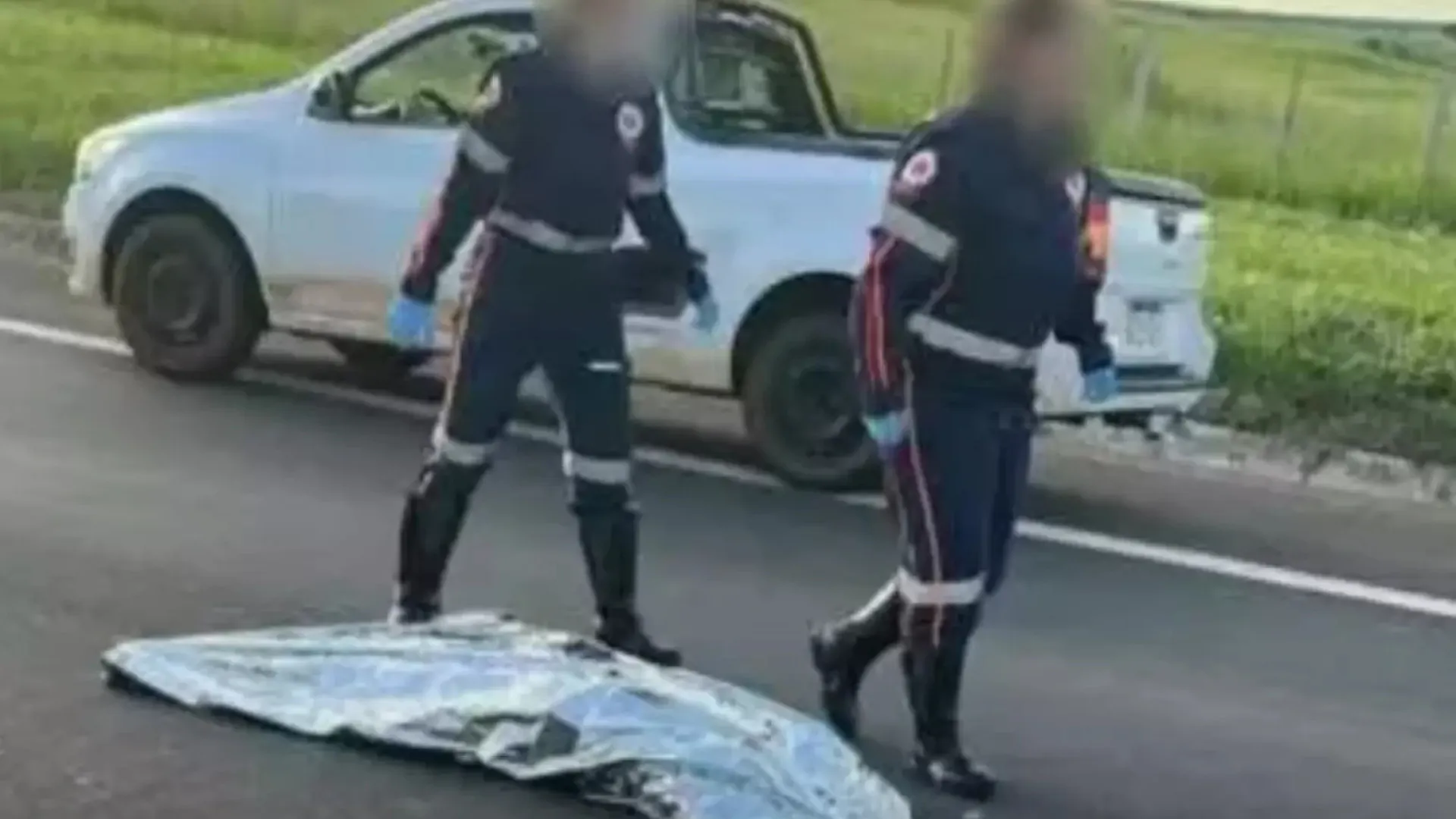 dada-como-morta-pelo-samu,-mulher-atropelada-e-reanimada-na-pista