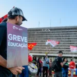 piso-dos-professores-teria-reajuste-de-so-r$-18-antes-de-nova-mp