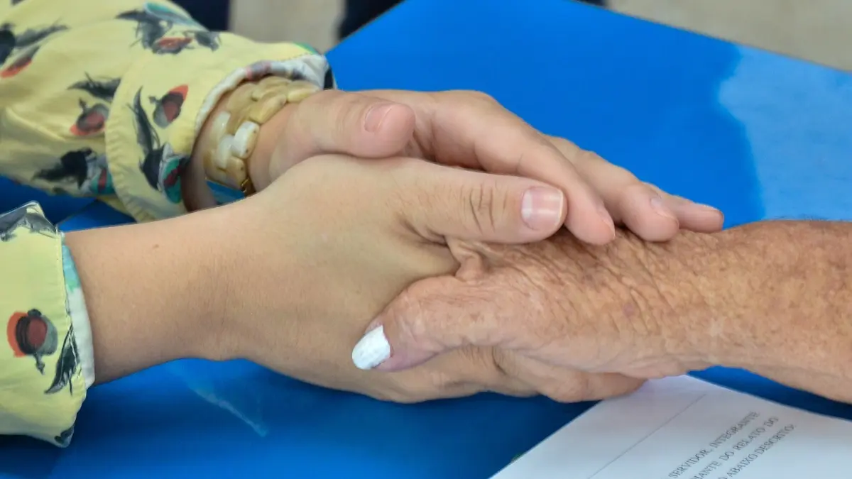 justica-condena-filha-por-gastar-r$-20-mil-de-idosa-que-deveriam-ser-investidos,-em-goiania