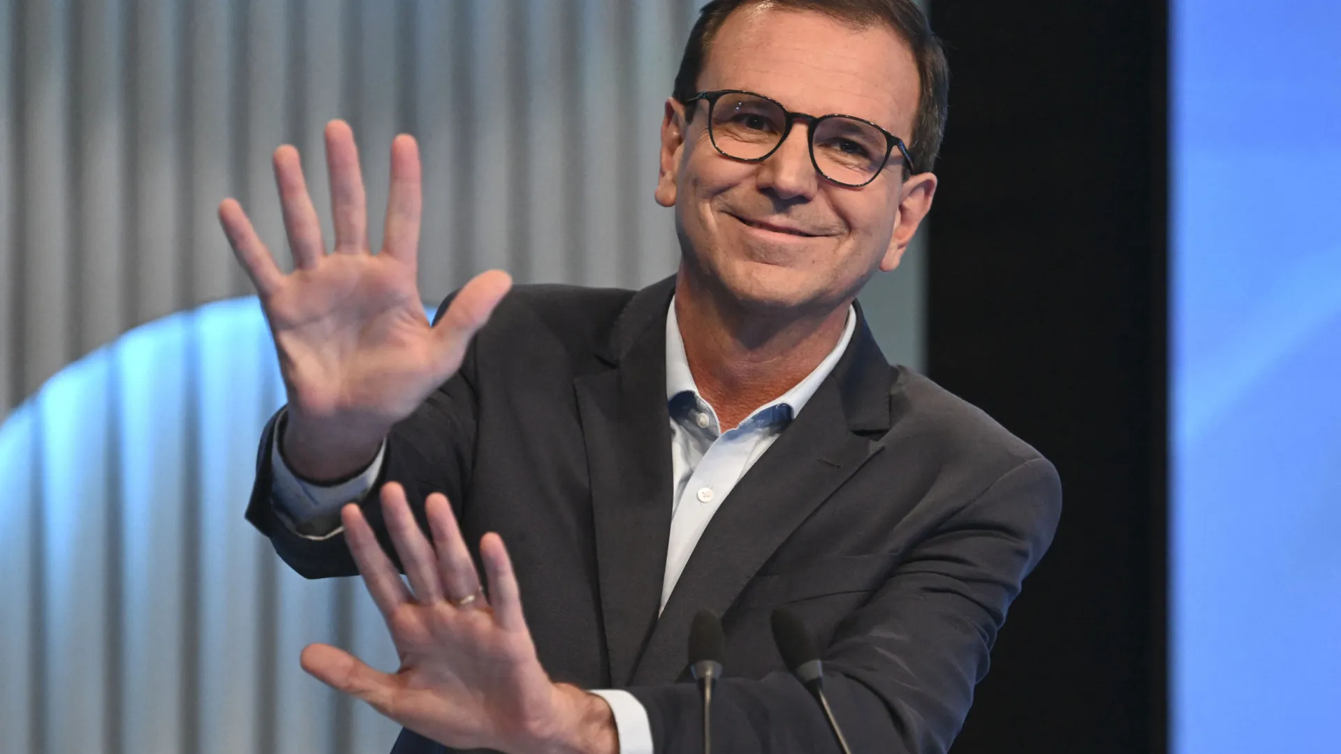 eduardo-paes-confirma-proximo-megashow-em-copacabana-para-2-de-maio