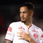 peca-chave-da-anapolina,-matheus-chaves-valoriza-campanha-do-time-no-goianao