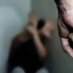 feminicidio:-homem-se-entrega-apos-estrangular-e-matar-esposa-em-sc