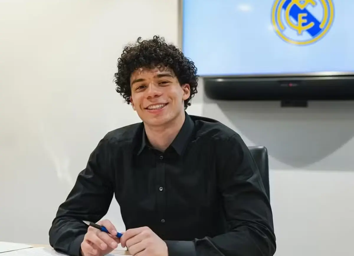 enzo-alves,-filho-de-marcelo,-assina-primeiro-contrato-profissional-com-real-madrid