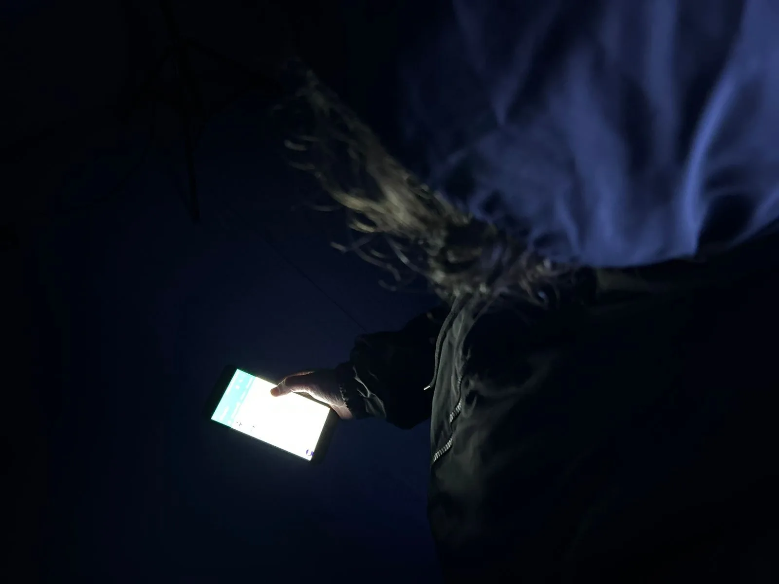 meta,-tiktok-e-youtube-serao-julgados-por-acusacao-de-viciar-jovem-de-19-anos;-caso-pode-abrir-enorme-precedente