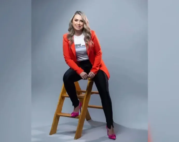 esposa-de-delegado-e-presa-em-rio-verde-suspeita-de-ser-orientada-por-marido-que-esta-na-prisao