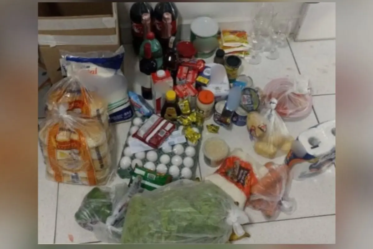 mulher-edita-comprovante-de-pix-para-simular-pagamento-em-supermercado-de-goianesia