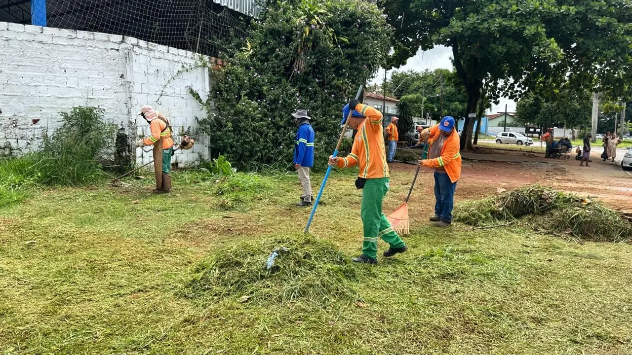 prefeitura-inicia-operacao-de-rocagem-e-poda-para-conter-mato-alto-em-goiania