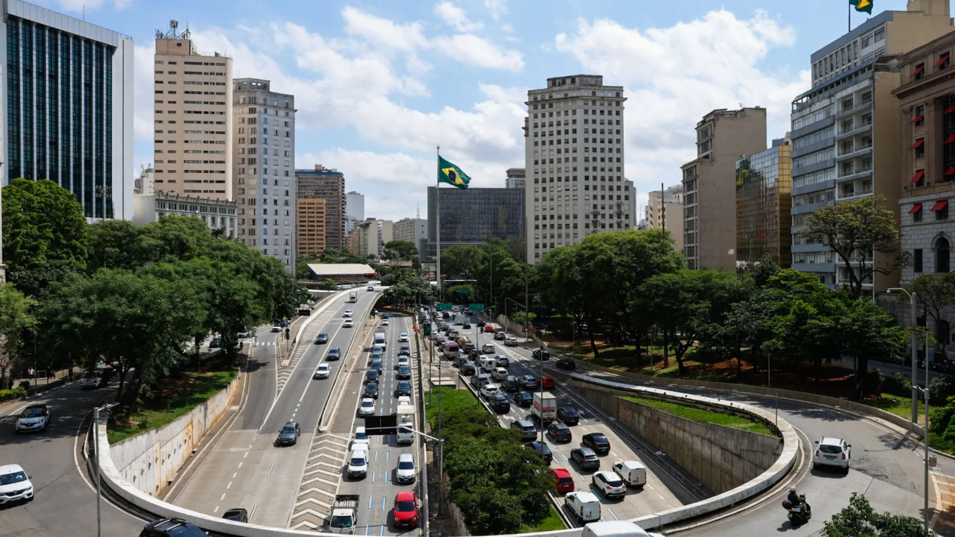 rodizio-de-carros-volta-a-valer-em-sao-paulo-a-partir-desta-segunda-feira,-12