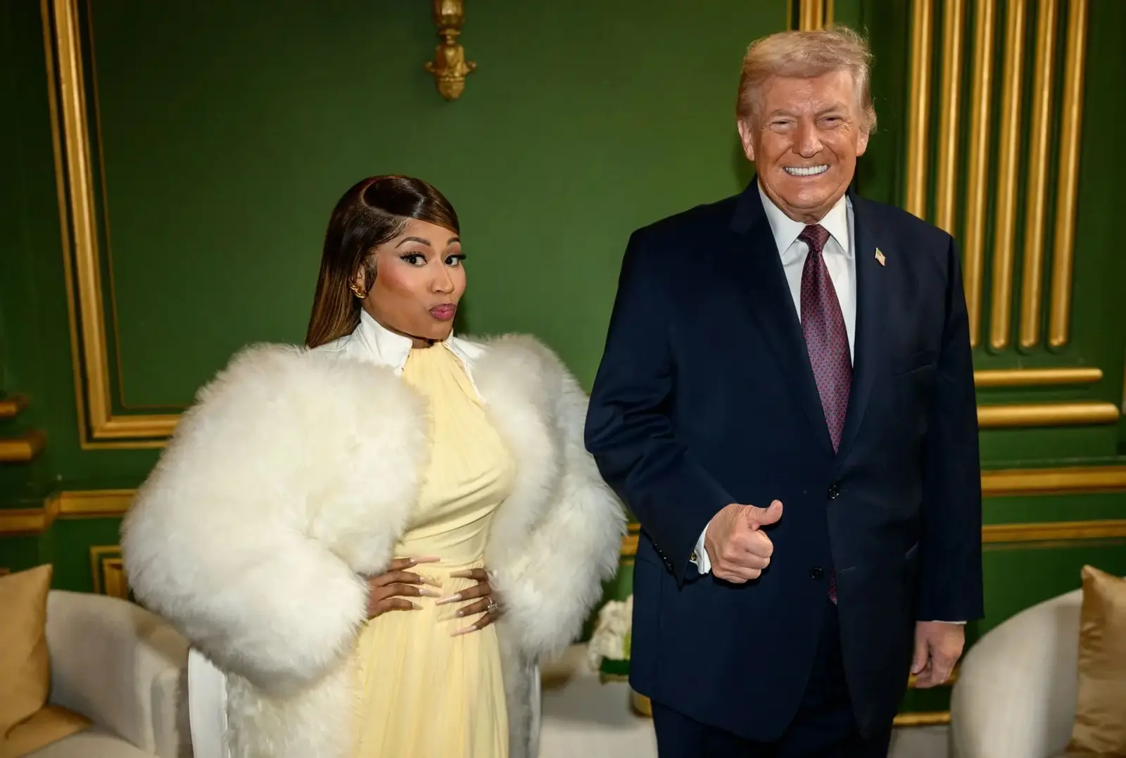 nicki-minaj-aparece-ao-lado-de-trump-e-se-declara-fa-numero-1-do-presidente