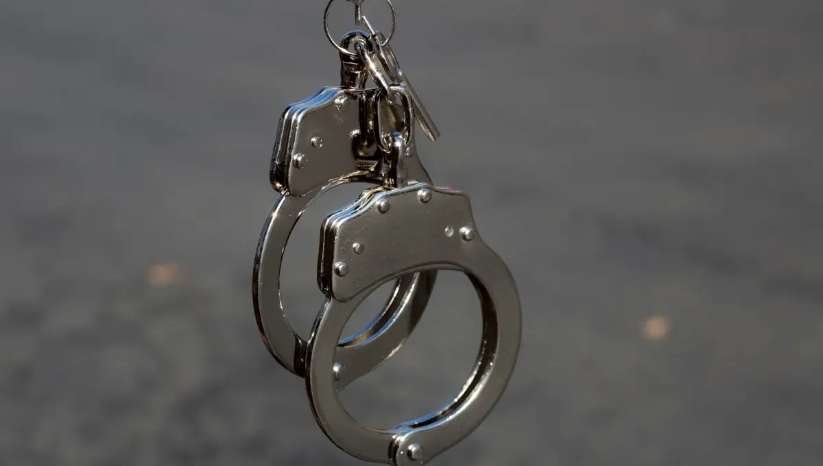 pm-prende-seis-suspeitos-de-praticar-garimpo-ilegal-em-luziania