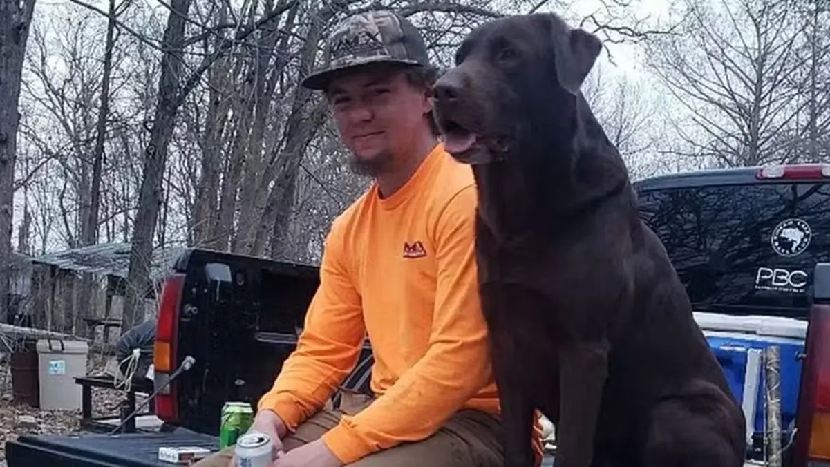 jovem-de-23-anos-morre-ao-tentar-salvar-o-cachorro-em-lago-congelado