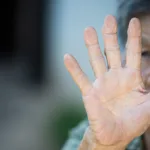 homem-e-preso-apos-atacar-mae-de-quase-80-anos-dentro-de-casa-em-corumba-de-goias