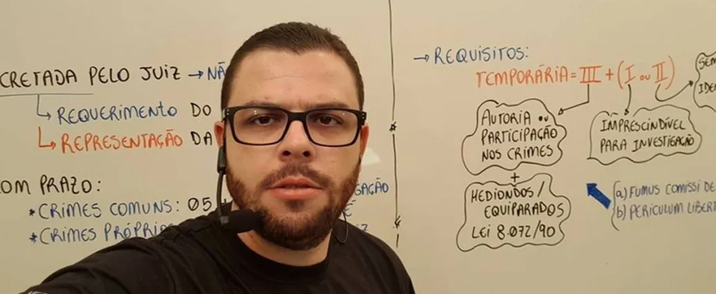 mp-apura-regalias-e-uso-de-celular-por-delegado-preso-que-chegou-a-pedir-pizza-dentro-de-delegacia-em-goiania