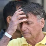 caminhadas,-mas-nada-de-leitura:-a-rotina-de-bolsonaro-na-papudinha-–-cartacapital