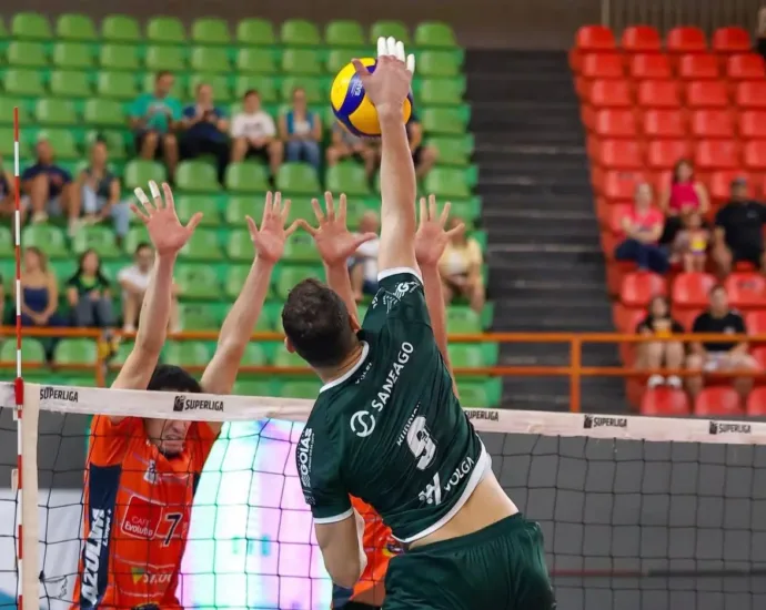 saneago-goias-perde-em-casa-e-pode-deixar-o-g-4-da-superliga