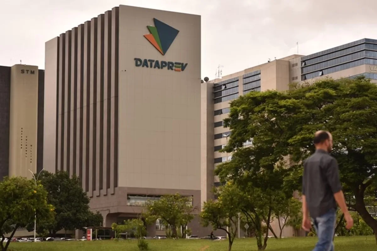 dataprev:-meu-inss-e-central-135-voltam-a-funcionar-nesta-segunda-(2/2)