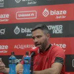 rafael-lacerda-pede-desculpas-a-torcida-rubro-negra-por-atuacao-do-atletico-contra-o-crac